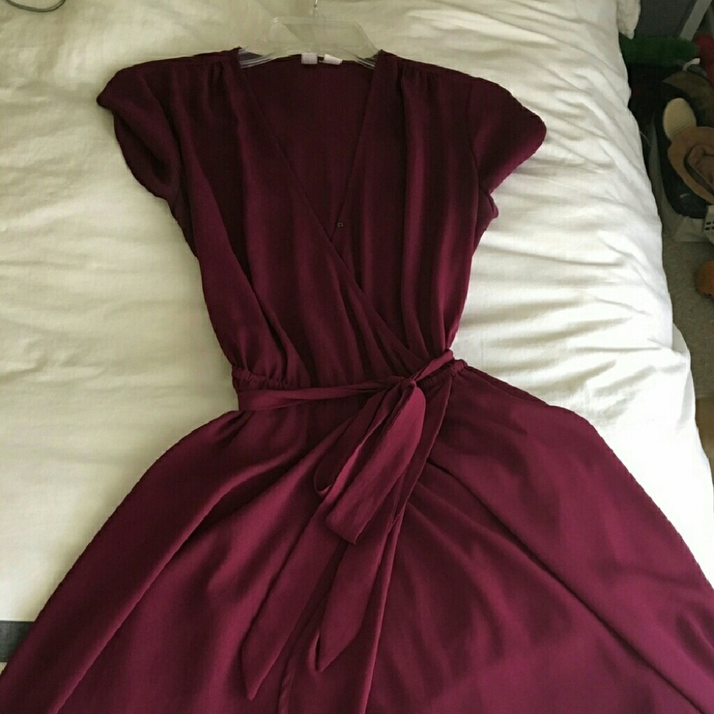Forever 21 maroon wrap dress
